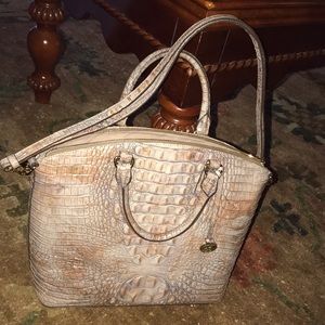 2018 Brahmin Tote !!! Excellent Condition
